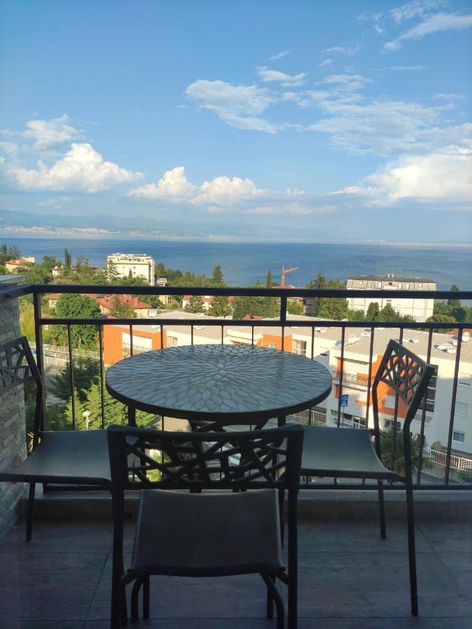 Apartman Mimato Ловран Екстер'єр фото